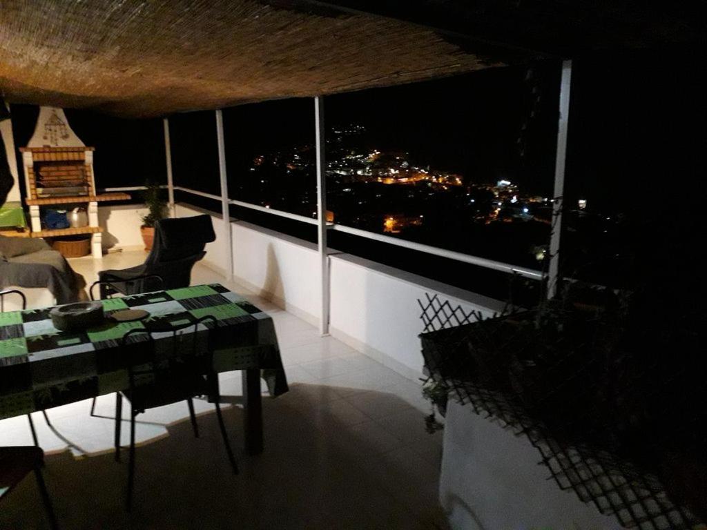 Casa do avô Teixeira Sesimbra Exterior foto